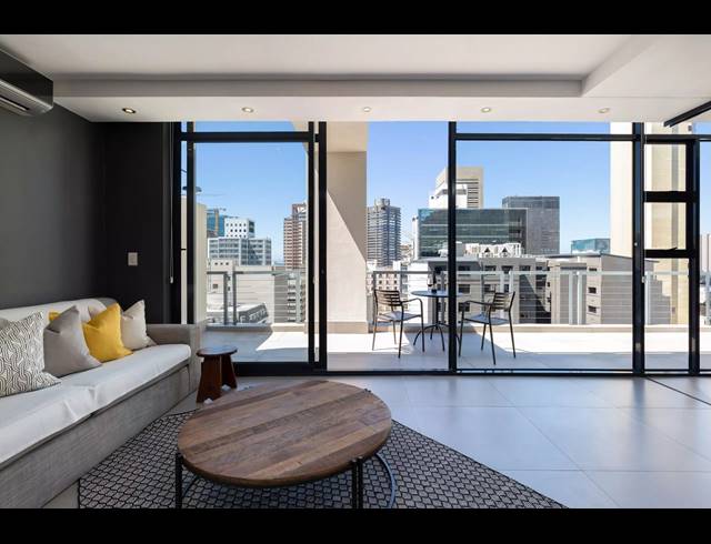 1 BEDROOM APARTMENT FOR SALE IN CAPE TOWN CITY CENTRE
